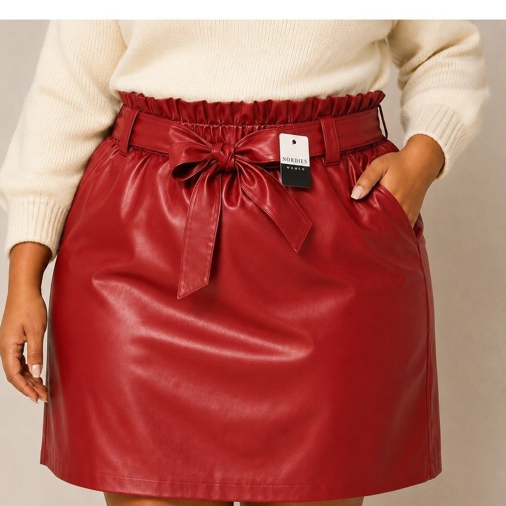 Eloquii Elements Red Faux Leather Paperbag Waist Mini Skirt Plus Size 14 Pockets